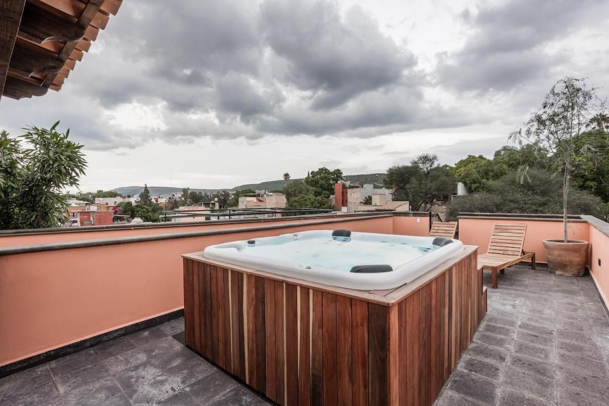 Luxury Apartments In Centro San Miguel De Allende With Rooftop & Jacuzzi Exteriör bild
